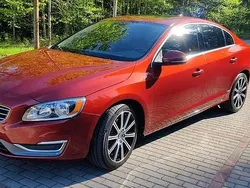 Czerwony Używany 2017 Volvo S60 Inscription Sedan/Limuzyna | 67 500 zł (Uczciwa cena)