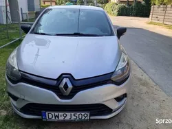 Srebrny Używany 2016 Renault Clio IV Sedan/Limuzyna | 23 500 zł (Dość drogi)