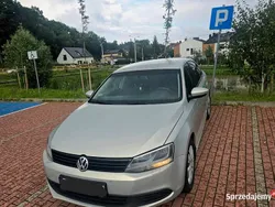 Srebrny Używany 2011 VW Jetta Sedan/Limuzyna | 16 700 zł (Dobra cena)