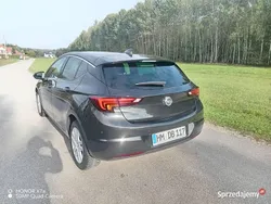 Czarny Używany 2016 Opel Astra Dynamic Hatchback | 40 900 zł (Uczciwa cena)
