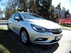 Srebrny Używany 2017 Opel Astra Hatchback | 34 900 zł (Uczciwa cena)