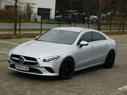 Srebrny (metalik) Używany 2020 Mercedes CLA200 Sedan/Limuzyna | 94 444 zł (Uczciwa cena)