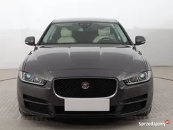 Szary Używany 2016 Jaguar XE Sedan/Limuzyna | 53 999 zł (Dobra cena)