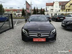 Czarny Używany 2017 Mercedes E400 Sedan/Limuzyna | 129 900 zł