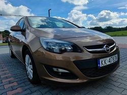 Brązowobeżowy Używany 2015 Opel Astra Sedan/Limuzyna | 31 500 zł (Dobra cena)
