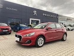 Czerwony Używany 2019 Hyundai i30 Classic Hatchback | 39 900 zł (Dobra cena)