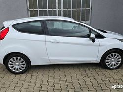 Używany 2015 Ford Fiesta Ambiente Hatchback | 14 900 zł (Dobra cena)