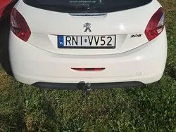 Używany 2013 Peugeot 208 Hatchback | 17 800 zł (Uczciwa cena)