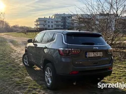 Szary Używany 2023 Jeep Compass SUV | 107 900 zł (Dość drogi)