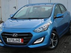 Niebieski Używany 2016 Hyundai i30 Hatchback | 37 999 zł