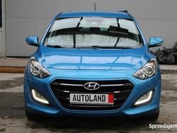Niebieski Używany 2016 Hyundai i30 Hatchback | 37 777 zł