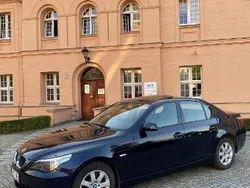 Niebieski Używany 2004 BMW 520 Sedan/Limuzyna | 17 900 zł (Uczciwa cena)