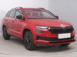 Czerwony Używany 2024 Skoda Karoq SUV | 129 999 zł (Dość drogi)