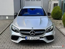 Srebrny (metalik) Używany 2017 Mercedes E63 AMG AMG Sedan/Limuzyna | 299 000 zł
