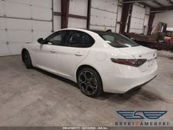 Biały Używany 2024 Alfa Romeo Giulia Sedan/Limuzyna | 90 900 zł