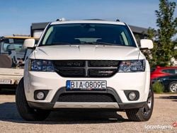 Biały Używany 2018 Dodge Journey SXT SUV | 69 000 zł (Uczciwa cena)
