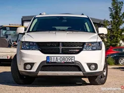 Biały Używany 2018 Dodge Journey SXT SUV | 69 000 zł (Uczciwa cena)