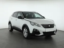 Biały Używany 2017 Peugeot 3008 SUV | 57 999 zł (Dość drogi)