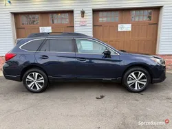 Używany 2018 Subaru Outback SUV | 16 000 zł