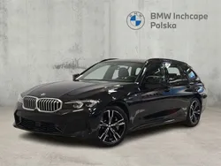 Czarny szafir metalizowany Używany 2024 BMW 330 Shadowline Kombi | 194 900 zł (Super Cena)