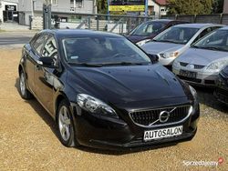 Czarny Używany 2017 Volvo V40 Kombi | 35 900 zł (Super Cena)