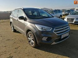 Czarny Używany 2018 Ford Kuga SUV | 47 900 zł (Super Cena)