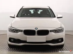 Biały Używany 2017 BMW 318 Kombi | 59 999 zł (Dobra cena)