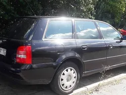 Używany 2000 Audi A4 Kombi | 2800 zł (Dobra cena)