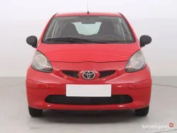 Czerwony Używany 2006 Toyota Aygo Hatchback | 2999 zł (Dobra cena)