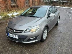 Czarny Używany 2017 Opel Astra Sedan/Limuzyna | 33 900 zł (Uczciwa cena)
