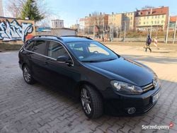 Czarny Używany 2010 VW Golf VI Kombi | 19 900 zł (Uczciwa cena)