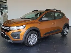 Pomarańczowy Używany 2023 Dacia Sandero Expression Hatchback | 76 700 zł (Dość drogi)