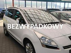 Biały Używany 2013 Peugeot 5008 Minivan | 23 100 zł (Uczciwa cena)