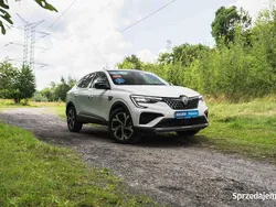 Biały Używany 2024 Renault Arkana SUV | 102 999 zł (Uczciwa cena)
