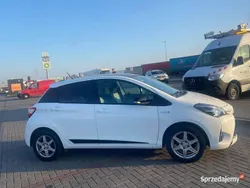 Używany 2017 Toyota Yaris Hybrid Sedan/Limuzyna | 34 900 zł