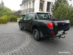 Czarny Używany 2008 Mitsubishi L200 Pickup | 35 999 zł (Dość drogi)