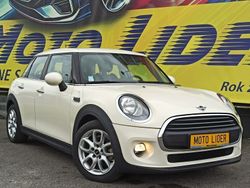 Kremowy Używany 2017 Mini ONE Hatchback | 39 900 zł (Drogi)