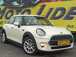 Kremowy Używany 2017 Mini ONE Hatchback | 39 900 zł