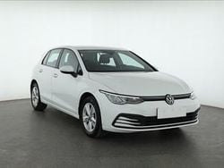 Biały Używany 2021 VW Golf VIII Hatchback | 61 499 zł (Uczciwa cena)