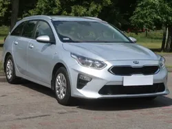 Srebrny Używany 2019 Kia Ceed 2 Kombi | 44 999 zł (Uczciwa cena)