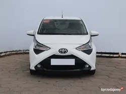 Biały Używany 2019 Toyota Aygo Hatchback | 40 999 zł (Uczciwa cena)