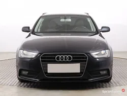 Niebieski Używany 2012 Audi A4 Kombi | 41 499 zł (Uczciwa cena)