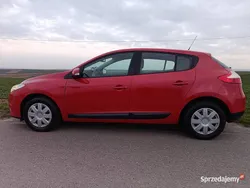 Czerwony Używany 2009 Renault Mégane III Hatchback | 19 900 zł (Uczciwa cena)