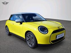 Sunny side yellow Używany 2023 Mini Cooper Hatchback | 119 900 zł