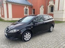 Czarny Używany 2007 Seat Altea XL Minivan | 12 999 zł (Uczciwa cena)