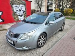 Srebrny Używany 2009 Toyota Avensis Kombi | 10 000 zł