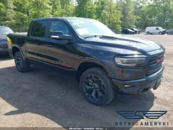 Czarny Używany 2022 RAM 1500 Pickup | 105 250 zł