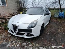 Biały Używany 2012 Alfa Romeo Giulietta Hatchback | 15 000 zł (Super Cena)