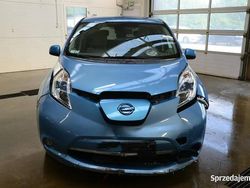 Niebieski Używany 2011 Nissan Leaf Hatchback | 10 500 zł