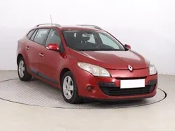 Czerwony Używany 2010 Renault Mégane III Kombi | 11 999 zł (Uczciwa cena)